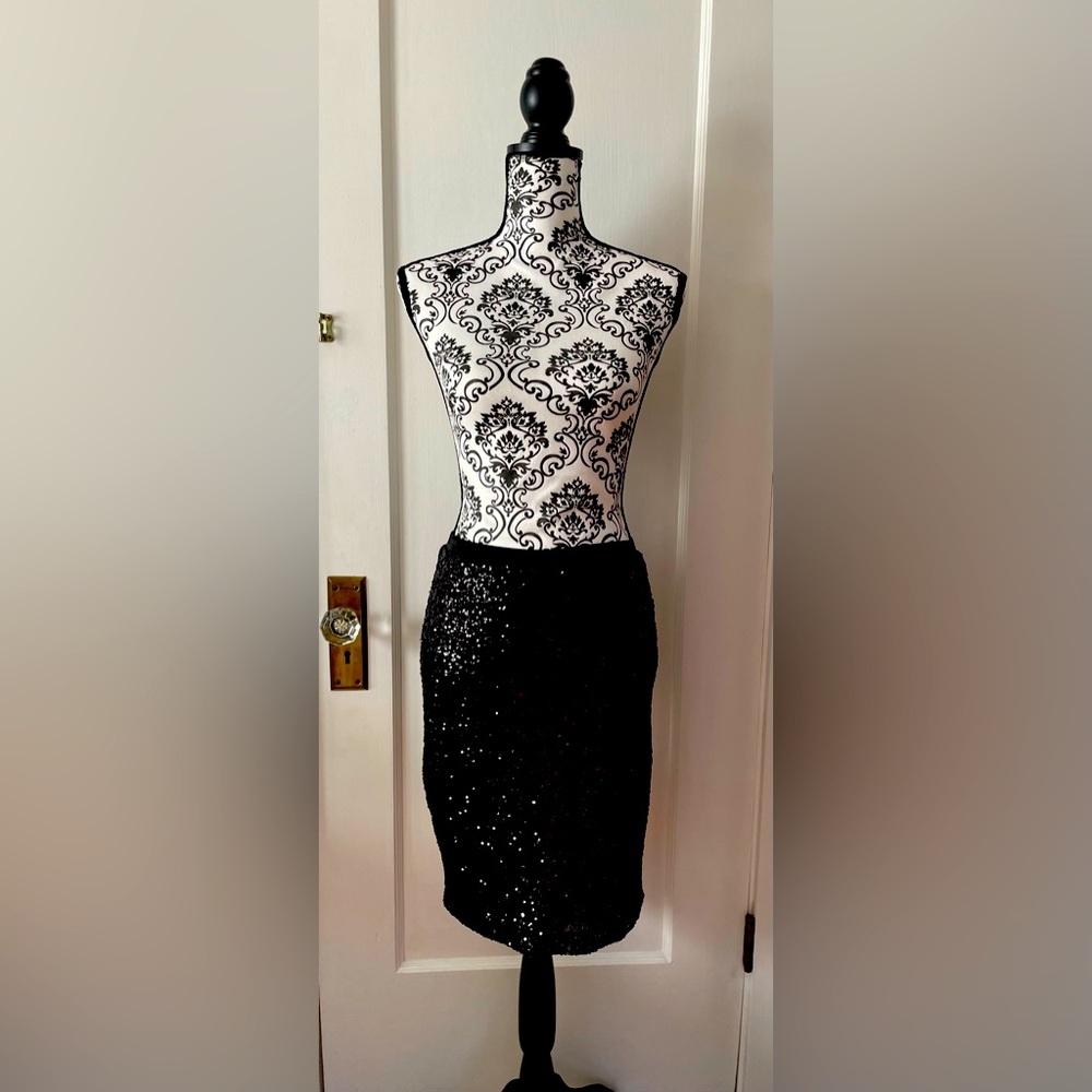 The Limited Sequin Skirt
